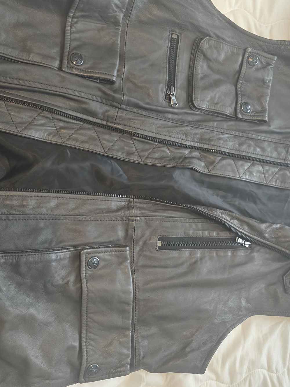 Kenneth Cole New York Black Leather Men's Vest with Zip Pockets